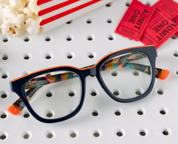 Frame and extras lifestyle image representing the selected color, navy